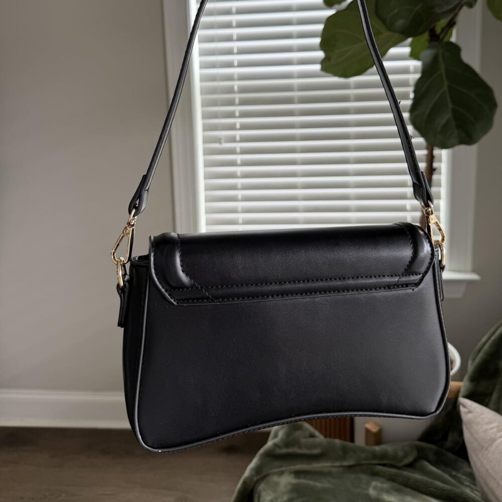 Women’s Small Hobo Shoulder Bag • Trendy Underarm Clutch